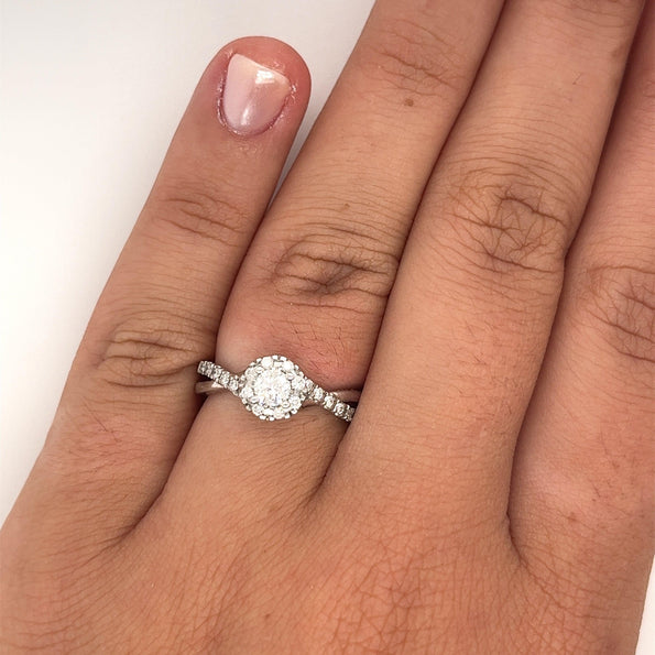 0.91 Carat Natural Diamond 10K White Gold Twisted Shank Ring