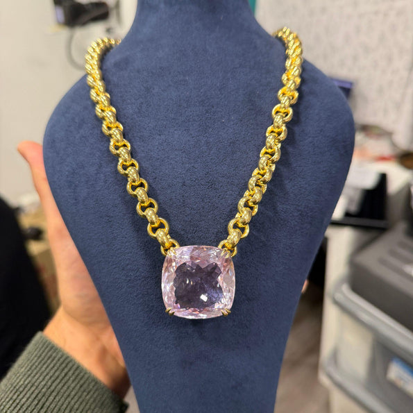 106.63 Carat Pink Amethyst Cushion 18K Gold Solitaire Chain Necklace