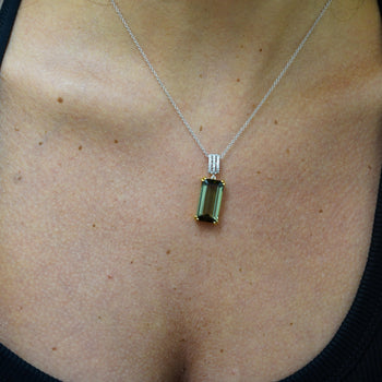 10.52 Carat Forest Green Tourmaline Emerald Cut 18K Gold Pendant Necklace – Assay Jewelers