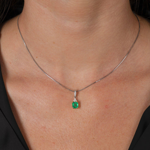 14k Gold Colombian Emerald and 3 Round Diamond Top Pendant Necklace