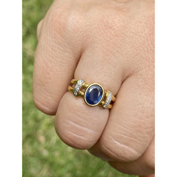 14k Solid Gold Split Shank Oval Cut Blue Sapphire Ring – Assay Jewelers