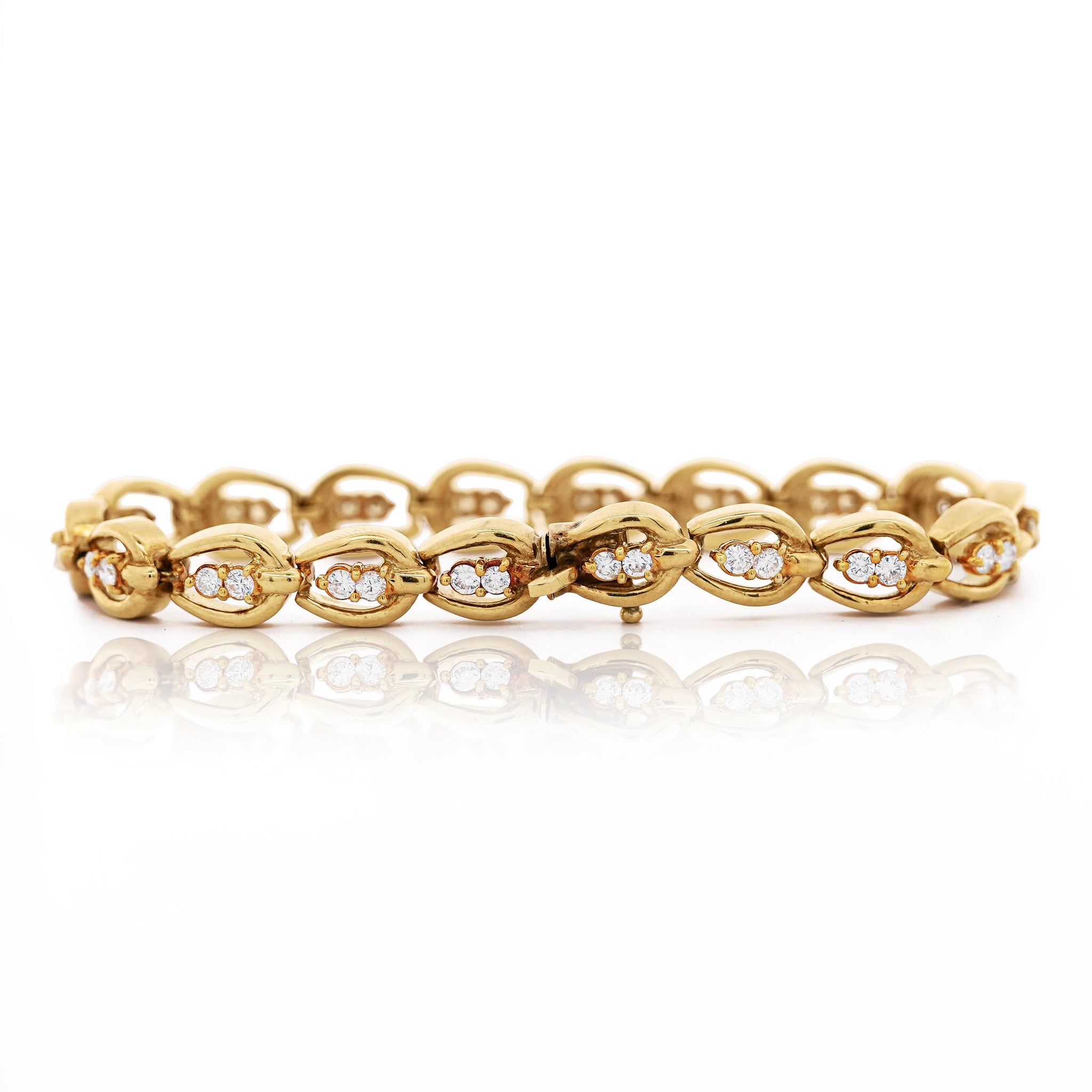 18K Gold Vintage Oval Interlocking Link Diamond Bracelet