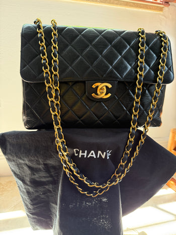1990s Chanel Vintage Jumbo Single Flap Quilted Lambskin 24k Plated CC Logo – Assay Jewelers