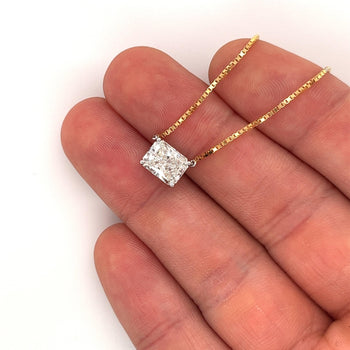 Collana solitaire floating con diamante lab taglio radiant da 2 carati – Assay Jewelers