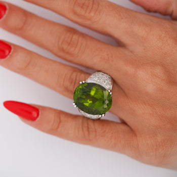 21.8 Carat Oval Green Peridot & Diamond 18K Gold Cocktail Ring – Assay Jewelers