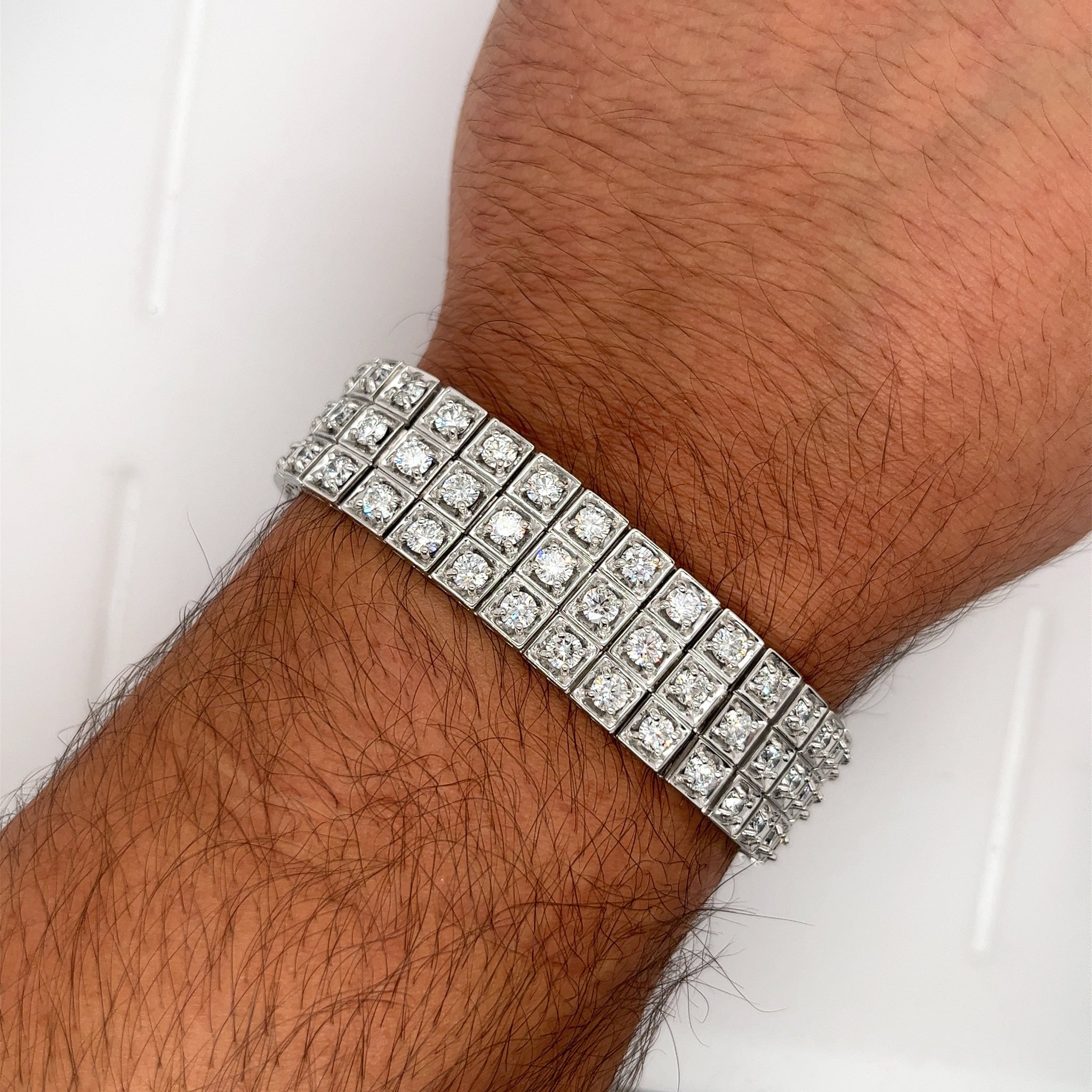 23.5 Carat Natural Round Cut Diamond 3 Row Box Set Tennis Bracelet