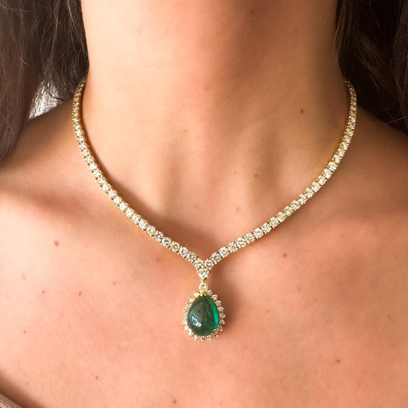 32 Carat Pear Cabochon Emerald & Diamond 18K Gold Drop Emerald Necklace