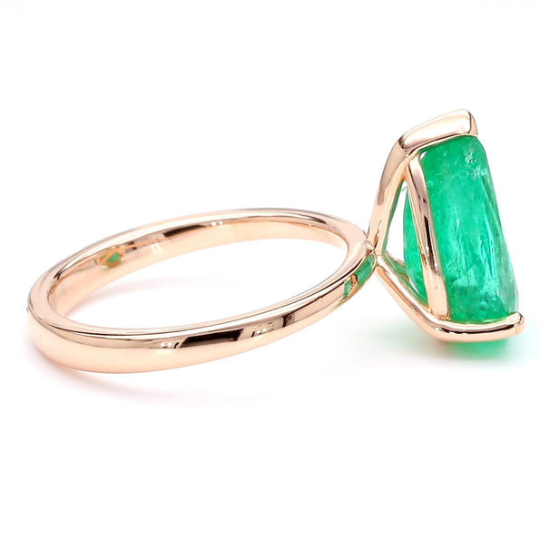 4.01 Carat Pear Cut Green Emerald Solitaire Ring in 18K Rose Gold