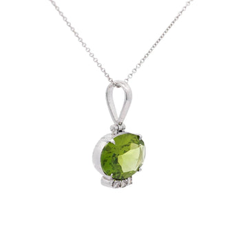4,09 Carati di Peridoto Pendant in Oro Bianco 18K con Catena a Maglia Forzatina – Assay Jewelers