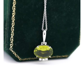 4,09 Carati di Peridoto Pendant in Oro Bianco 18K con Catena a Maglia Forzatina – Assay Jewelers
