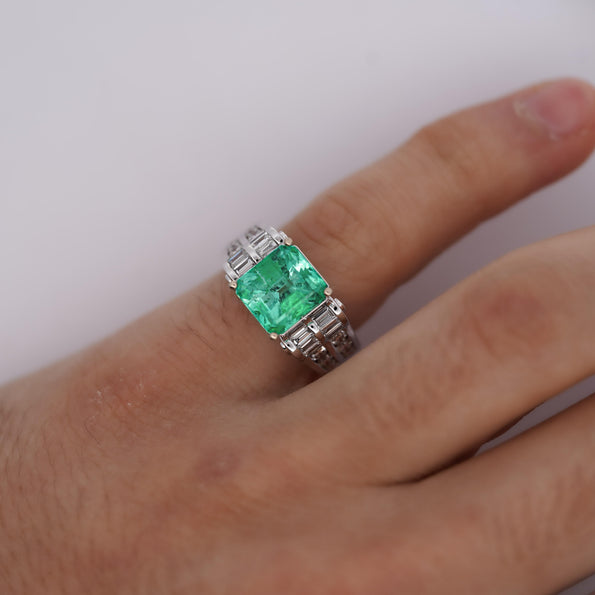 4.17 Carat Colombian Emerald & Diamond Unisex 14K White Gold Ring