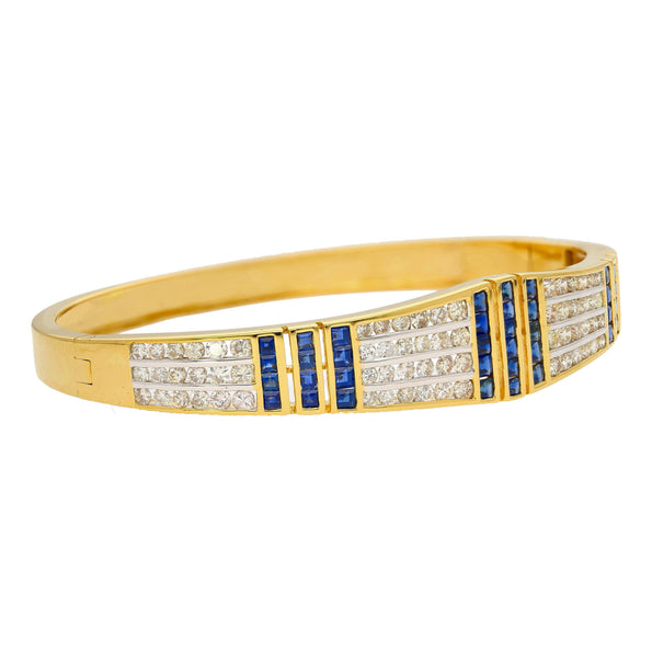 alt
Bracelet jonc en or jaune 18k avec saphir bleu de 5,09 carats et diamants