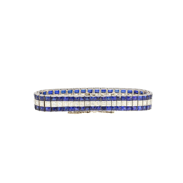 Bracelet Anciens Art déco en platine de 5,50 carats avec diamants et saphirs bleus taille princesse