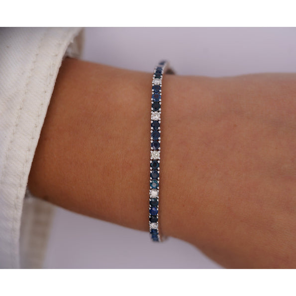 9 Carat Blue Sapphire and Diamond Tennis Bracelet in 18K White Gold
