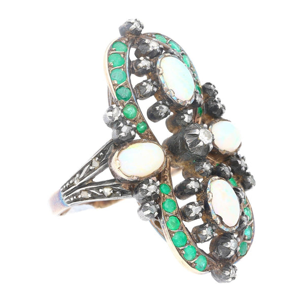 Bague ancienne de l’époque victorienne (années 1800) en opale, émeraude et diamant, en or et argent