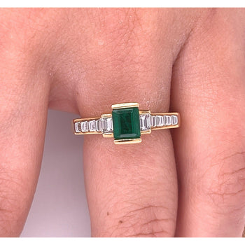 Art Deco Design Colombian Emerald Engagement Ring in 18k Gold – Assay Jewelers