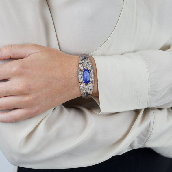 Bracelet Art déco de 20 carats avec saphir de Ceylan taille ovale et diamants taille ancienne européenne