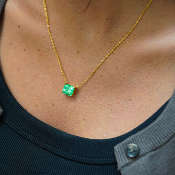 GIA 4.02 Ct Colombian Emerald Solitaire Floating 18K Gold Pendant Necklace – Assay Jewelers
