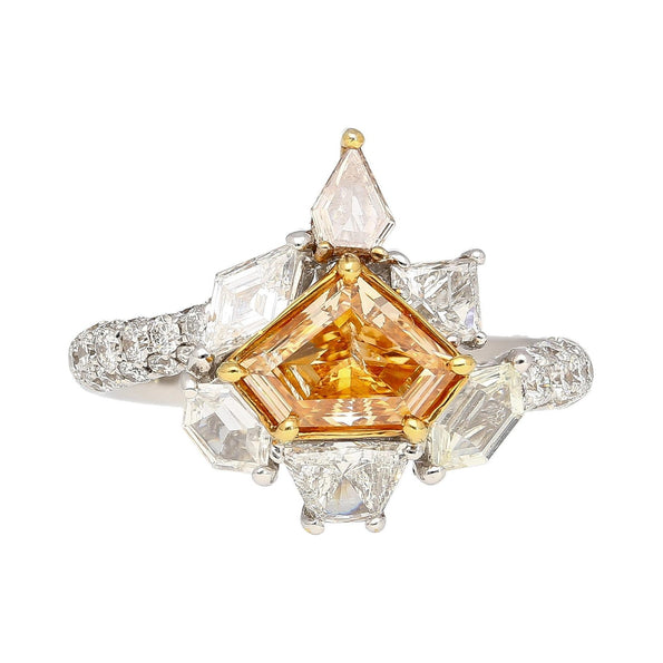 Bague en diamant taille mixte bouclier, 2,17 carats TW, Fancy Intense Orange, certifiée GIA