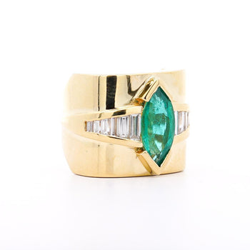 Bague Anciens en or 18K, émeraude marquise 5 carats et diamants baguette en sertissage canal – Assay Jewelers