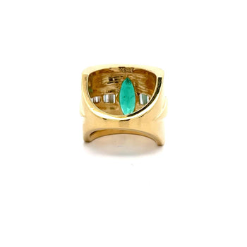 Bague Anciens en or 18K, émeraude marquise 5 carats et diamants baguette en sertissage canal – Assay Jewelers