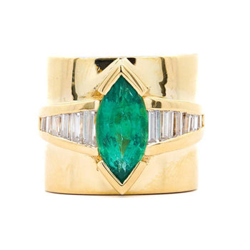 Bague Anciens en or 18K, émeraude marquise 5 carats et diamants baguette en sertissage canal – Assay Jewelers