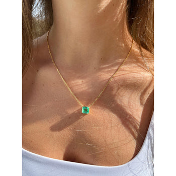 GIA認定 4.38カラット コロンビア産エメラルドの18Kゴールド フローティングコネクティングネックレス – Assay Jewelers