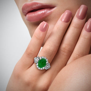 Giada cabochon da 3,50 carati certificata GIA con Diamonds taglio baguette in montatura Ring in platino 900 – Assay Jewelers