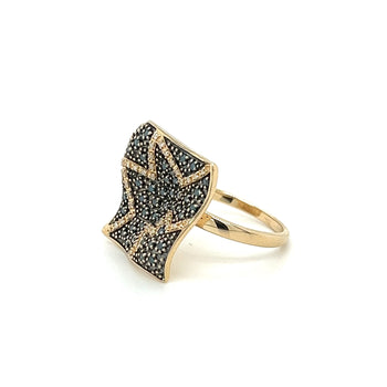 Ring ampio a cornice piatta ondulata con cluster di diamanti naturali blu e bianchi in oro giallo 14K – Assay Jewelers