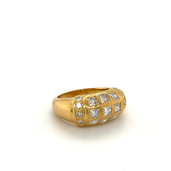 Ring a cupola con cluster di diamanti taglio princess in oro giallo 18k – Assay Jewelers