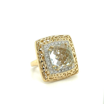 Ring in oro 14K con topazio azzurro cielo e diamanti, ampia cornice a filigrana curvata – Assay Jewelers