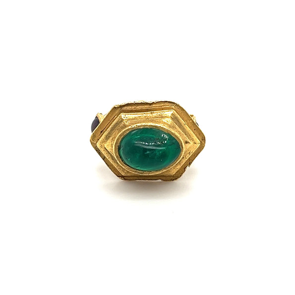 Bague Anciens en or 22K, avec émeraude taille cabochon et grenat, style renaissance égyptienne