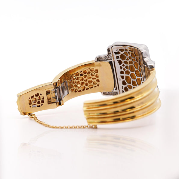 Vintage 22K and 18K Pegasus Motif Bangle Bracelet in Diamond Bezel